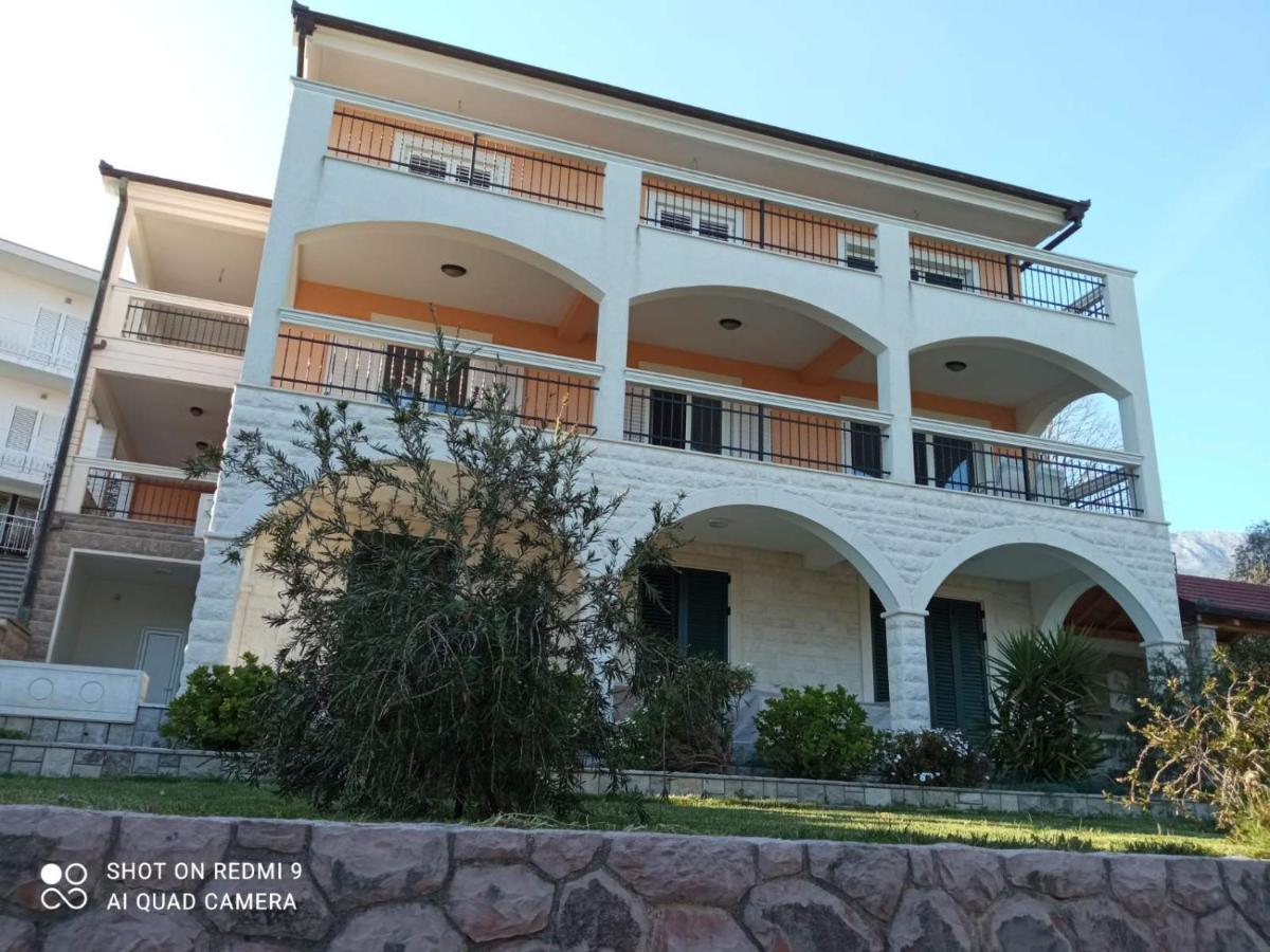 Apartmani Andrea تْشيرسيك نوفي المظهر الخارجي الصورة