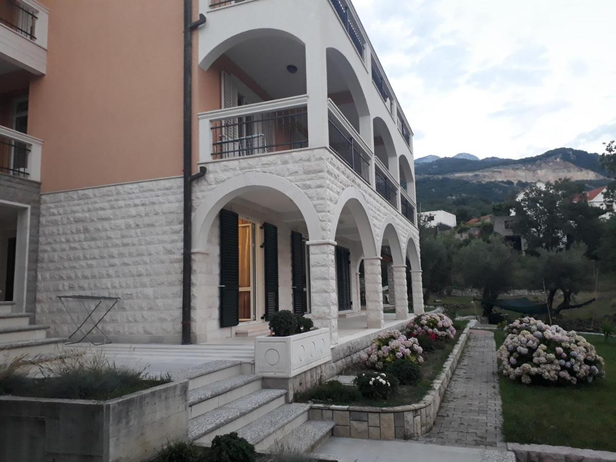 Apartmani Andrea تْشيرسيك نوفي المظهر الخارجي الصورة