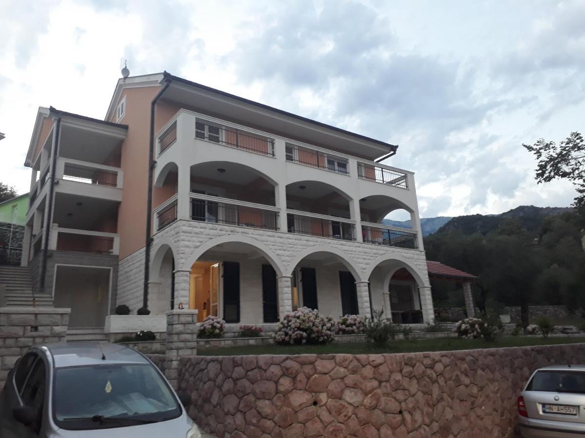 Apartmani Andrea تْشيرسيك نوفي المظهر الخارجي الصورة